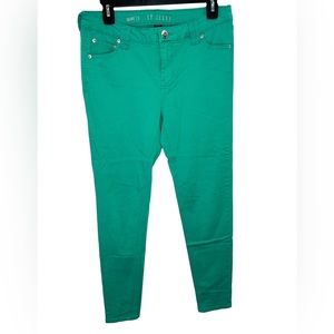 Chip and Pepper Brand Green skinny jeans! Size 11-Like New Stretchy and Stylish